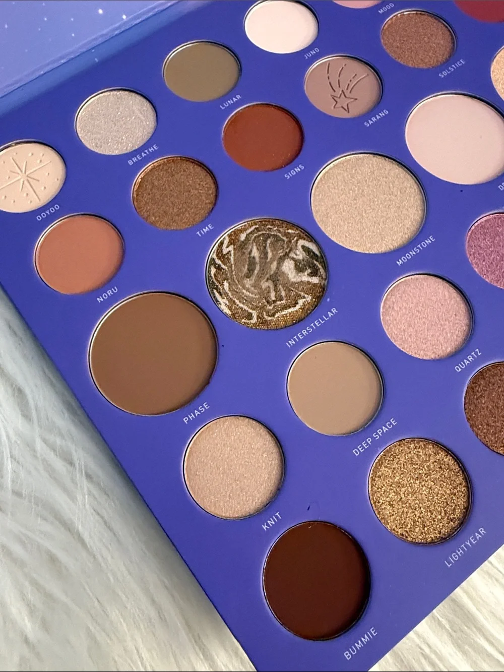 Morphe Constellation Sky Eyeshadow Palette — Purple & Coral Pink Artwork